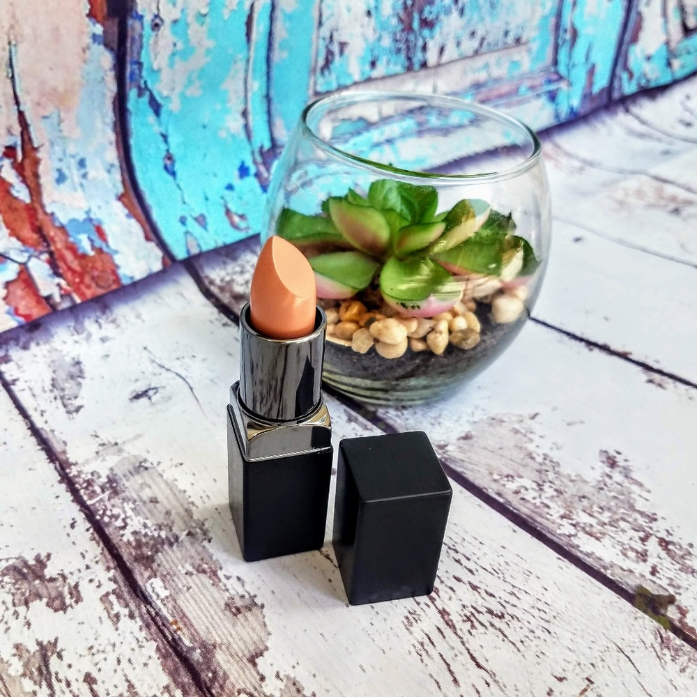 Smashbox Be Legendary Lipstick- Nylon Nude